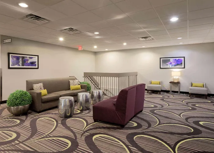 Bloom Hotel