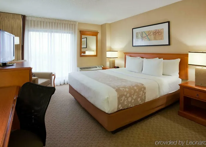 Bloom Hotel